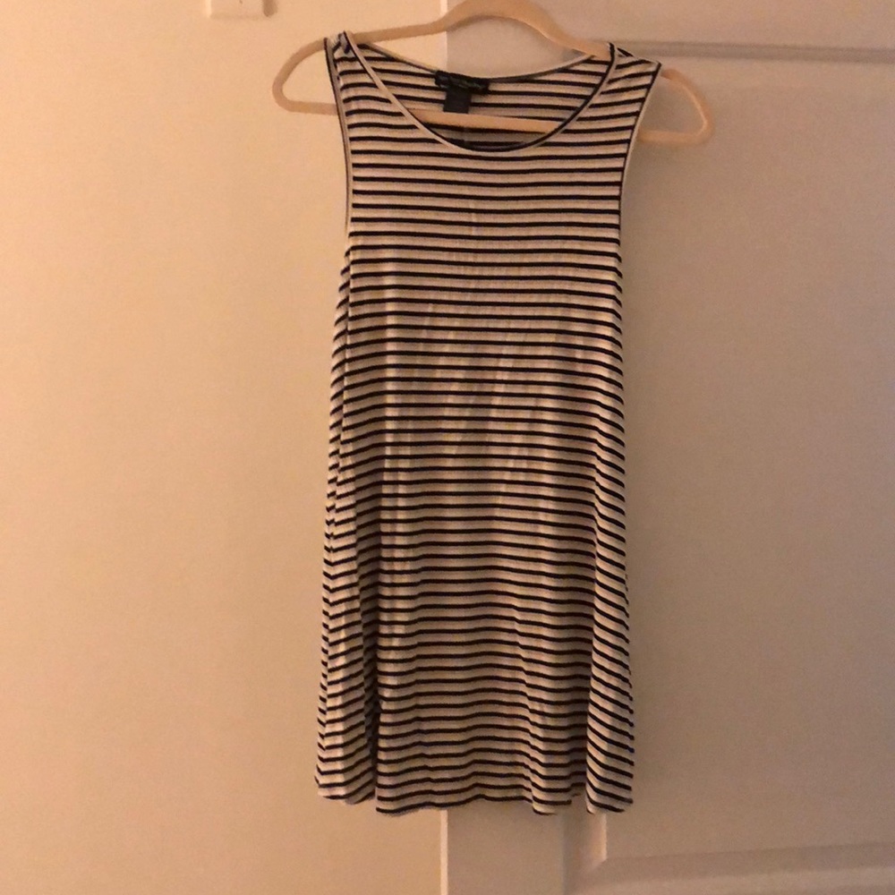 SUPER CUTE STRIPED DRESS